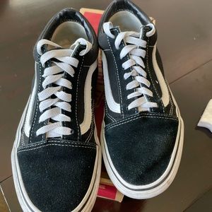 VANS - Black/White OLD SKOOL